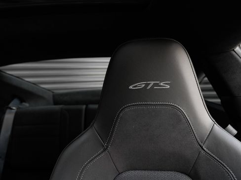 Certified 2025 Porsche 911 Carrera 4 GTS AWD/4WD image 17