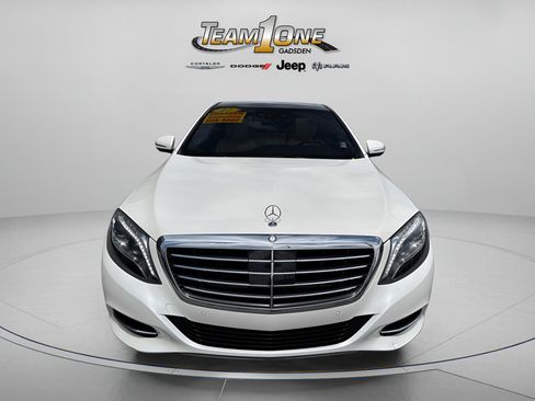 Used 2017 Mercedes-Benz S 550 Sedan image 2