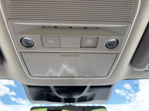 New 2026 Nissan Sentra SR FWD image 23