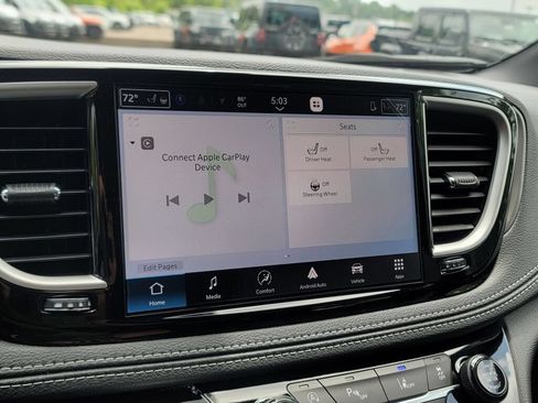 New 2027 Chrysler Pacifica Select FWD image 28