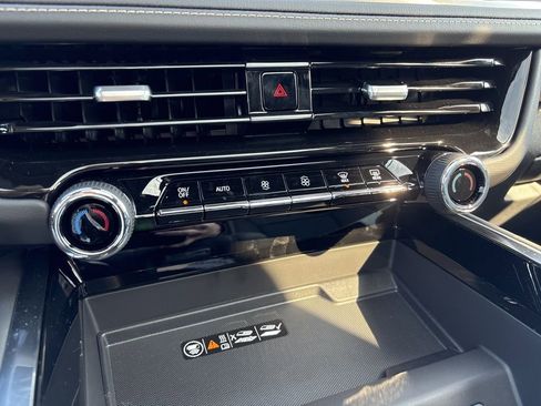 New 2026 Chevrolet Tahoe Premier w/ Sun And Tow Package AWD/4WD image 29