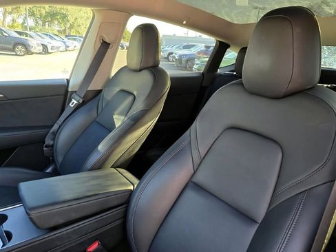 Used 2023 Tesla Model Y Performance AWD/4WD image 15