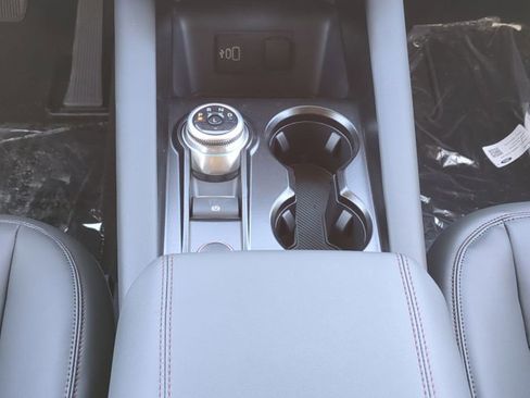 New 2026 Ford Explorer Active w/ Active Comfort Package image 19