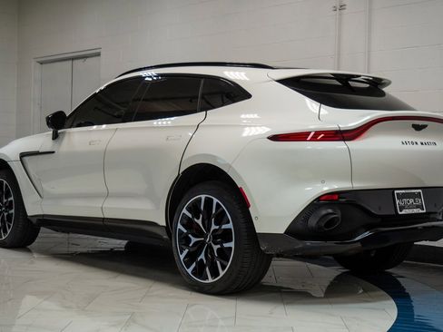 Used 2021 Aston Martin DBX Base image 7