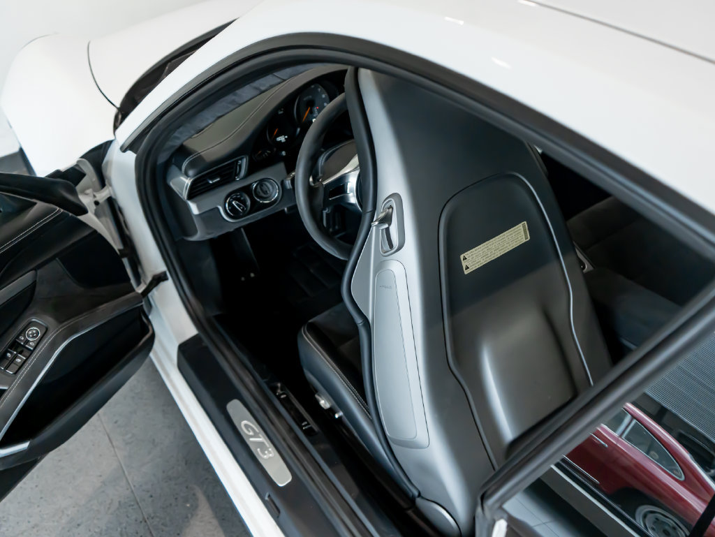 Certified 2014 Porsche 911 GT3 RWD image 14