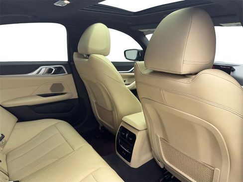 Used 2022 BMW i4 eDrive40 w/ Premium Package image 54