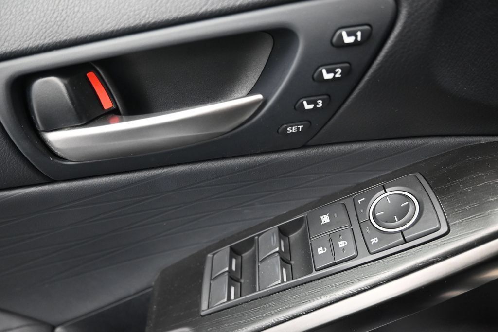 Used 2024 Lexus IS 300 w/ Premium Package RWD image 19