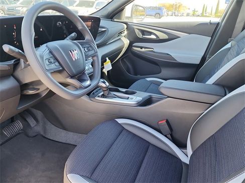 New 2026 Buick Envista Preferred image 12