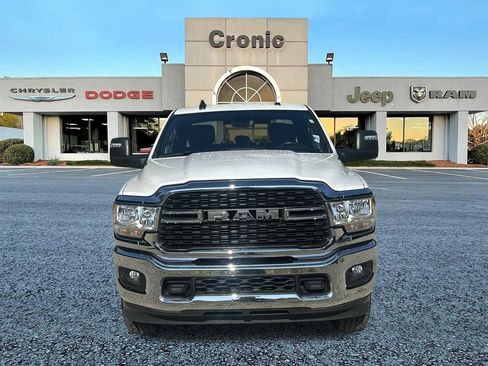 Used 2024 RAM 2500 Big Horn AWD/4WD image 8