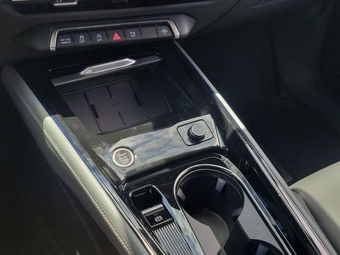 New 2026 Audi Q3 quattro 2.0T AWD/4WD image 14