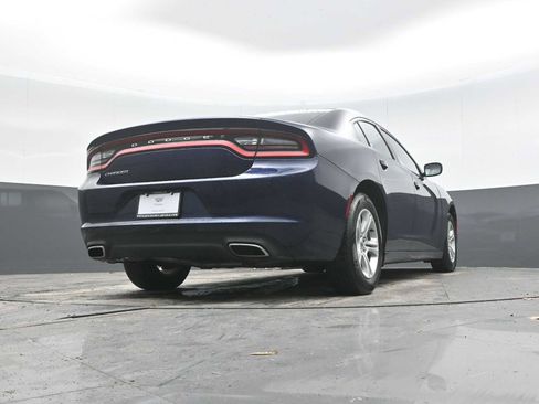 Used 2016 Dodge Charger SE image 33