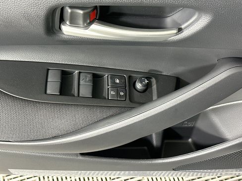 Used 2026 Toyota Corolla SE w/ SE Premium Package FWD image 14