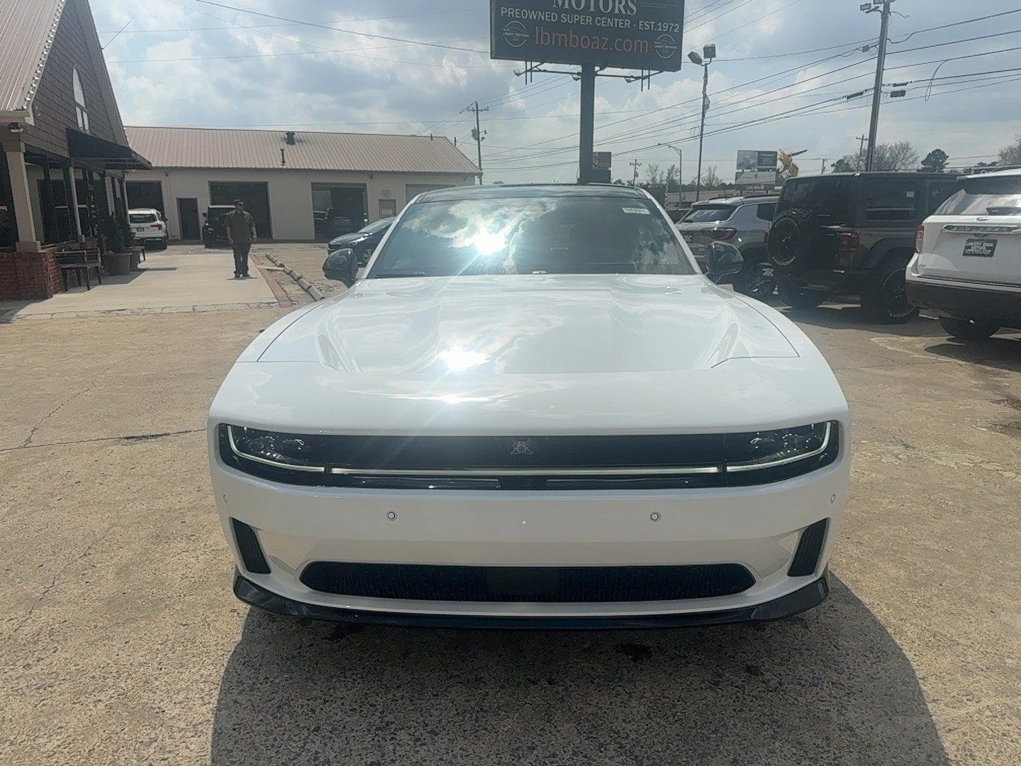 Used 2024 Dodge Charger Daytona R/T w/ Plus Group AWD/4WD image 2