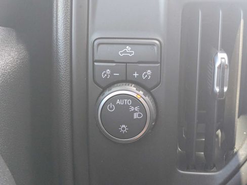 Used 2023 Chevrolet Silverado 1500 Custom RWD image 30