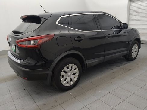 Used 2020 Nissan Rogue Sport S image 10