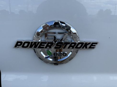 Used 2016 Ford F550 4x4 Regular Cab Super Duty image 15