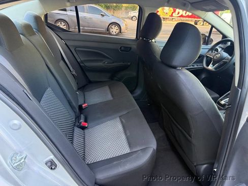 Used 2020 Nissan Versa S FWD image 11