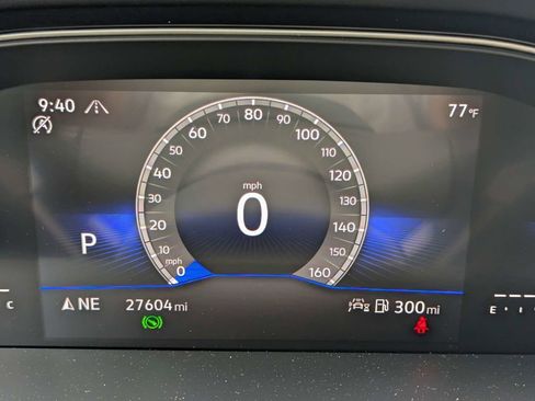 Used 2025 Volkswagen Jetta SE FWD image 24