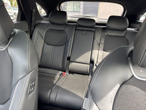 Used 2025 Genesis GV70 2.5T w/ Sport Prestige Package image 32