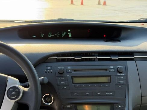 Used 2010 Toyota Prius One image 14