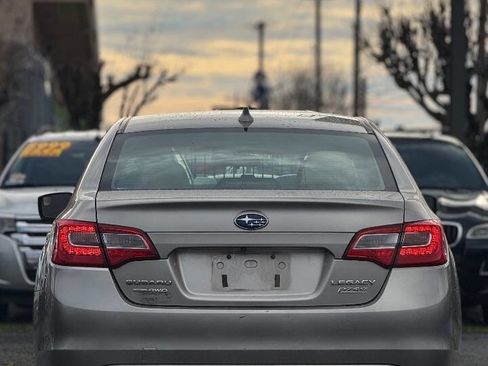 Used 2017 Subaru Legacy 2.5i Premium image 15