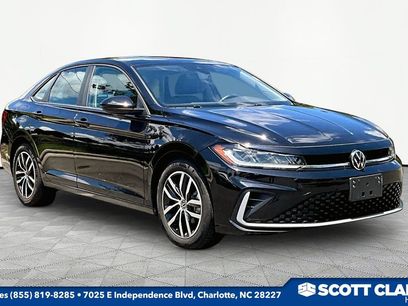 Used 2025 Volkswagen Jetta SE