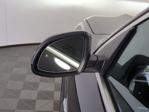 New 2026 BMW X5 sDrive40i image 21