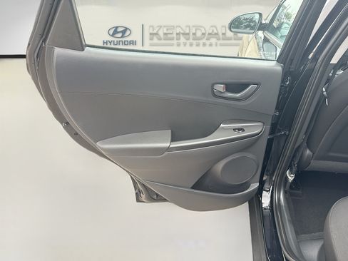 Used 2023 Hyundai Kona SE AWD/4WD image 22