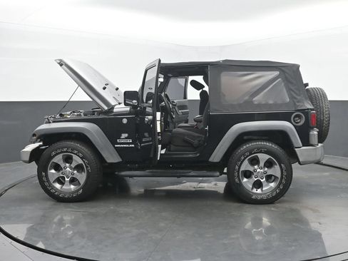Used 2013 Jeep Wrangler Sport AWD/4WD image 49