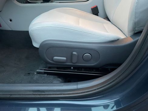 Used 2025 Hyundai Kona SEL image 23