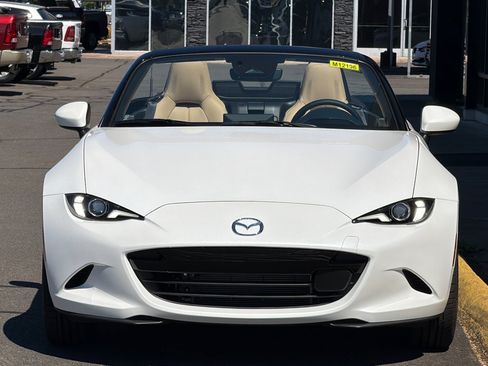 New 2026 MAZDA MX-5 Miata Grand Touring w/ Weather Package RWD image 9