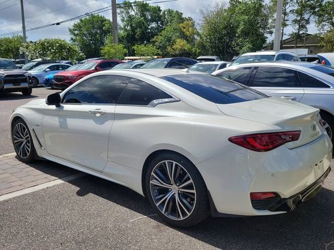 Used 2019 INFINITI Q60 3.0t Luxe w/ Essential Package RWD image 8