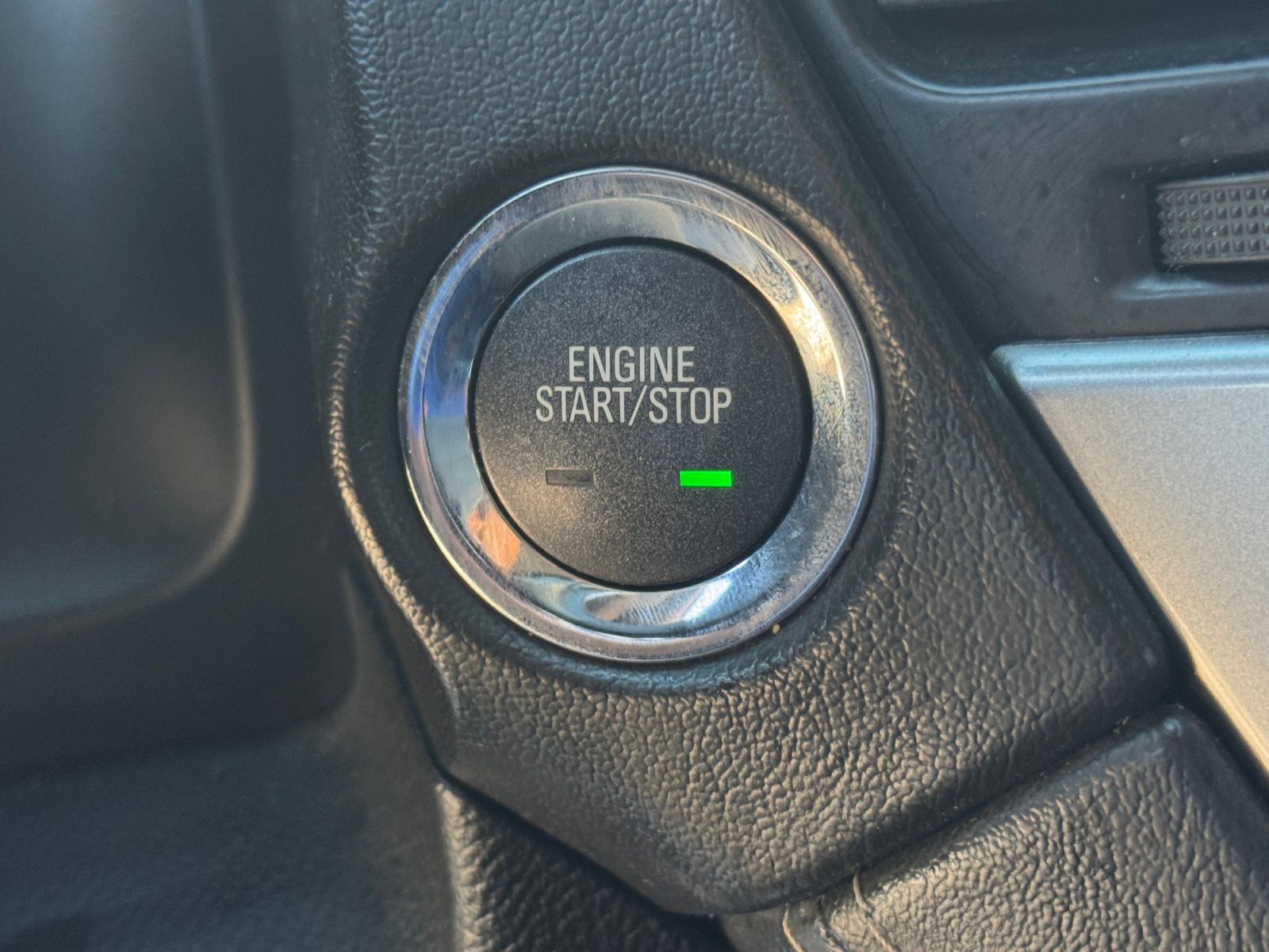 Used 2015 Chevrolet Suburban LTZ AWD/4WD image 21