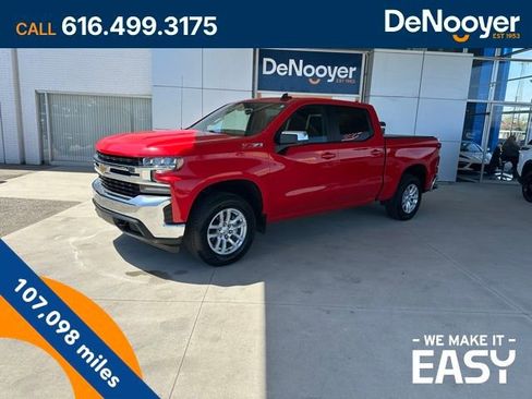 Used 2021 Chevrolet Silverado 1500 LT AWD/4WD image 1
