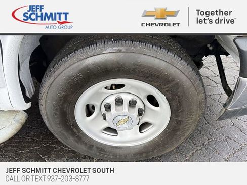 Used 2024 Chevrolet Express 2500 w/ Driver Convenience Package image 14