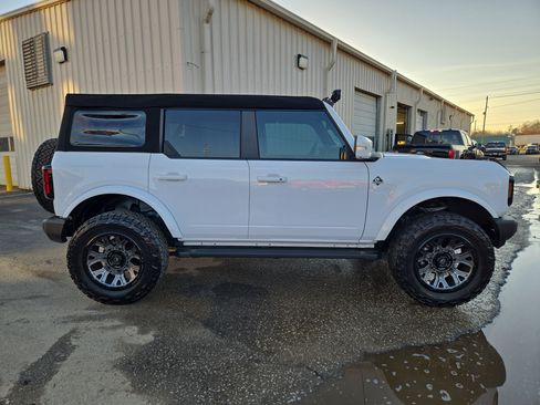 Certified 2023 Ford Bronco Outer Banks image 6
