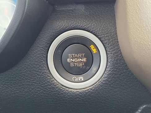 Used 2020 RAM 1500 Laramie image 29