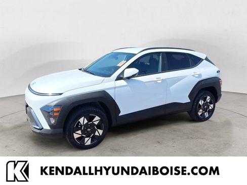 Used 2025 Hyundai Kona SEL AWD/4WD image 1