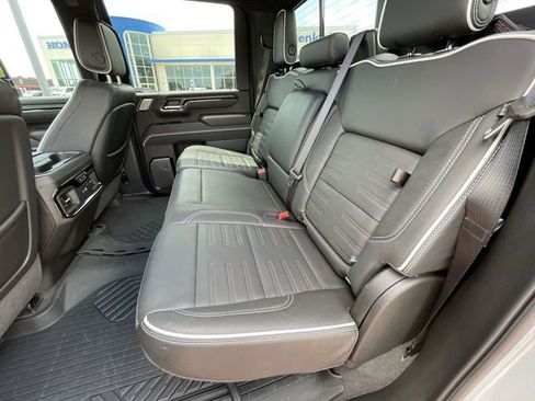 Used 2024 GMC Sierra 2500 AT4X w/ AT4X AEV Edition AWD/4WD image 15
