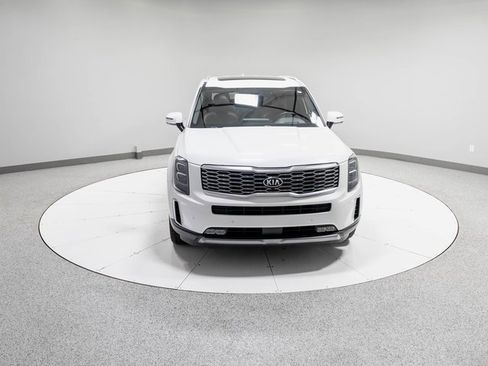 Used 2020 Kia Telluride SX w/ SX Prestige Package image 30