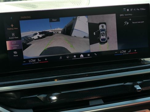 Used 2024 BMW X6 xDrive40i w/ Premium Package image 19