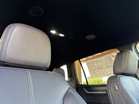 New 2026 GMC Acadia Elevation w/ Elevation Premium Package image 18