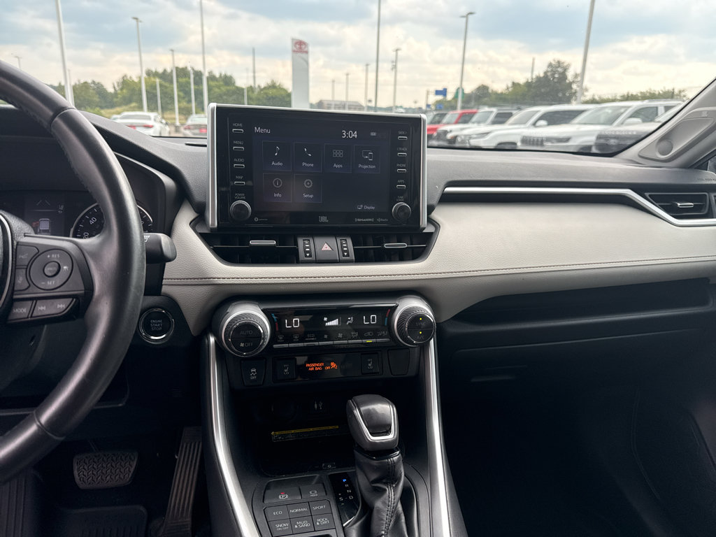 Used 2019 Toyota RAV4 XLE Premium w/ Advanced Technology Package AWD/4WD image 15