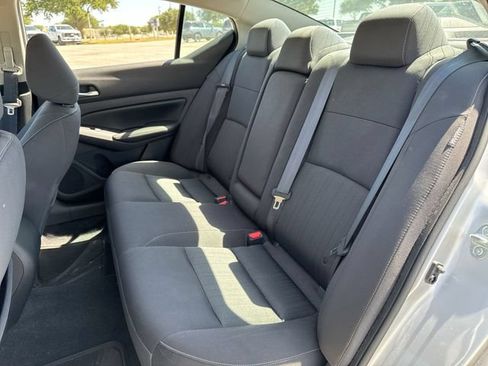 Used 2020 Nissan Altima 2.5 S FWD image 21