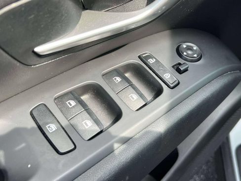 Used 2024 Hyundai Tucson SE AWD/4WD image 16
