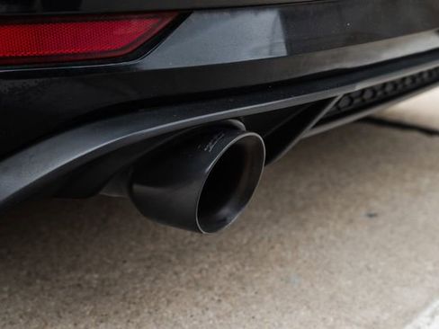 Used 2021 Volkswagen Golf S image 32