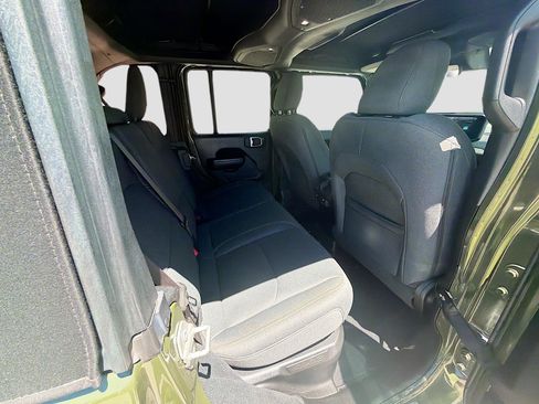 Used 2024 Jeep Wrangler Sport S w/ Convenience Group AWD/4WD image 28