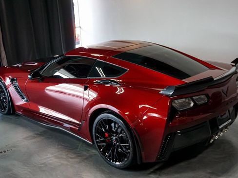 Used 2019 Chevrolet Corvette Z06 RWD image 47