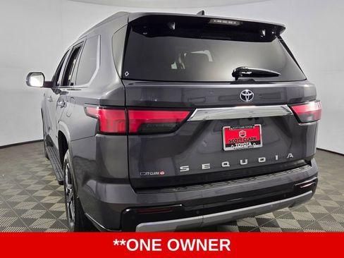 Used 2023 Toyota Sequoia Limited image 6