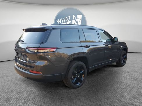 New 2025 Jeep Grand Cherokee L Limited AWD/4WD image 3